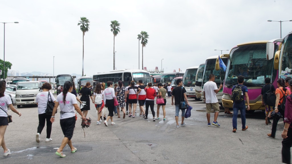 旅遊業料五一長假期迎300內地團 遊港珠澳大橋成新寵 旅遊業料五一長假期迎300內地團 遊港珠澳大橋成新寵