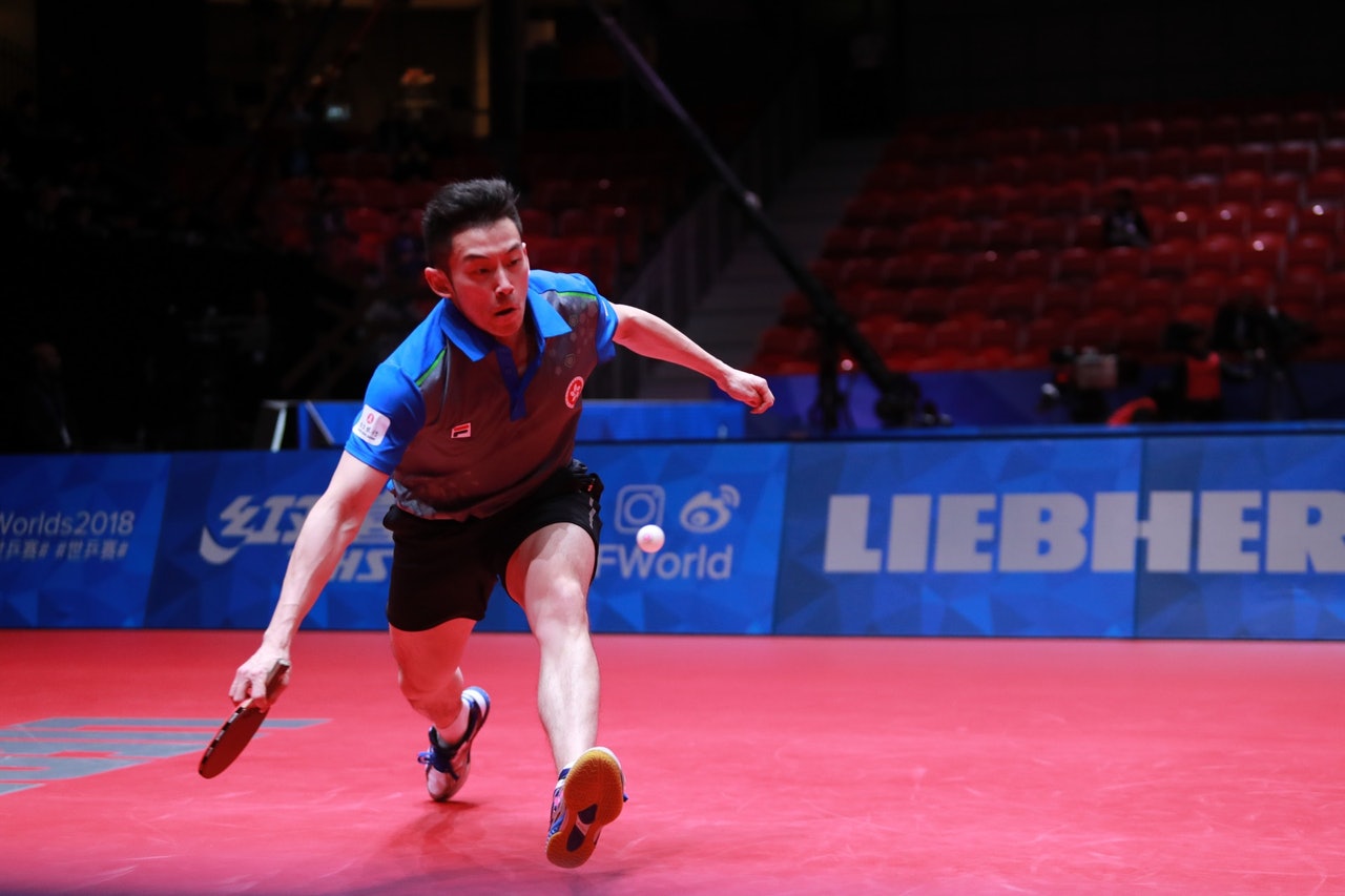 黃鎮廷發揮穩定,是香港男隊的主將。(ITTF官網) 黃鎮廷發揮穩定,是香港男隊的主將。(ITTF官網)
