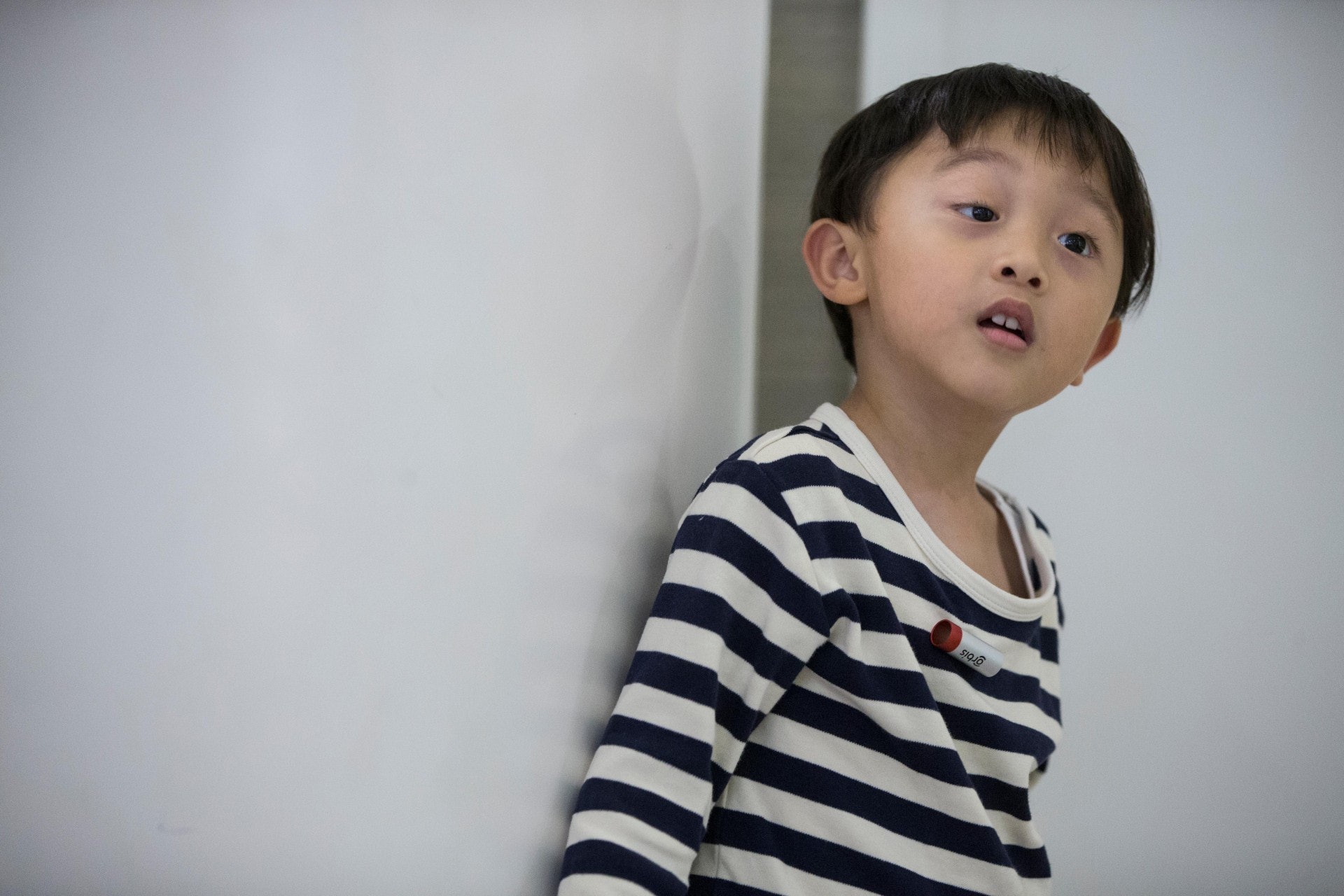 先天性眼瞼下垂患者謙謙精力充沛。(羅君豪攝)