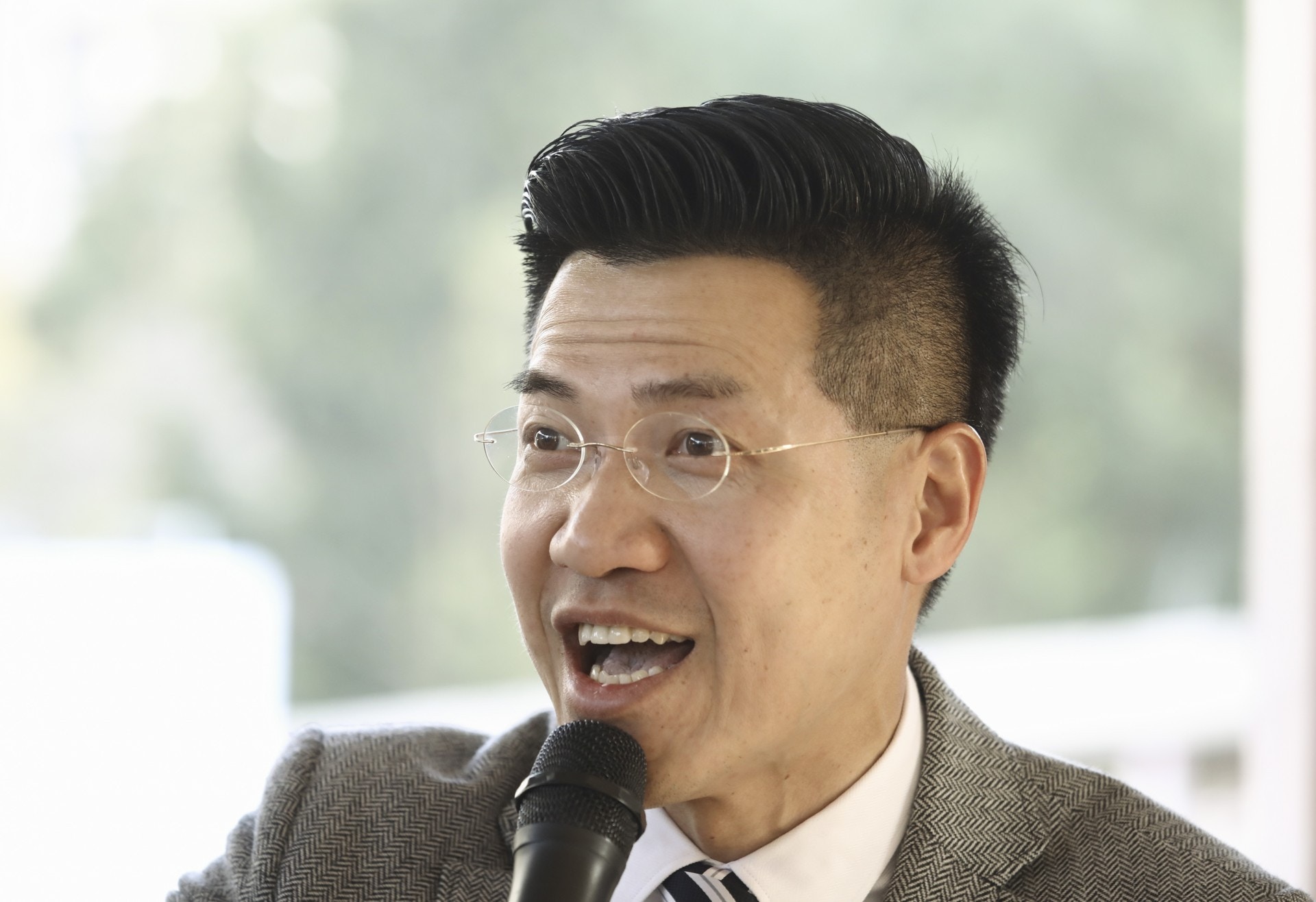 【國歌法】公聽會有出席者高呼香港獨立　被驅趕離場