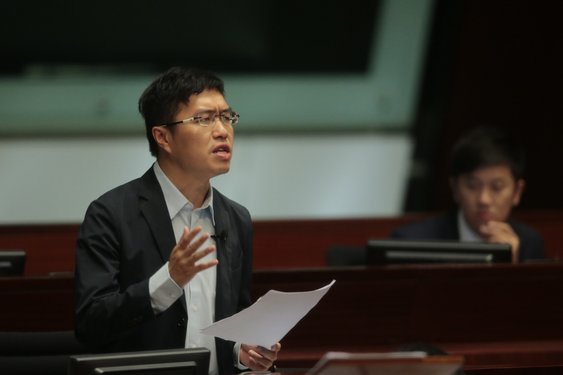 區諾軒指去年區會補選已有確認書 批令政治權利倒退