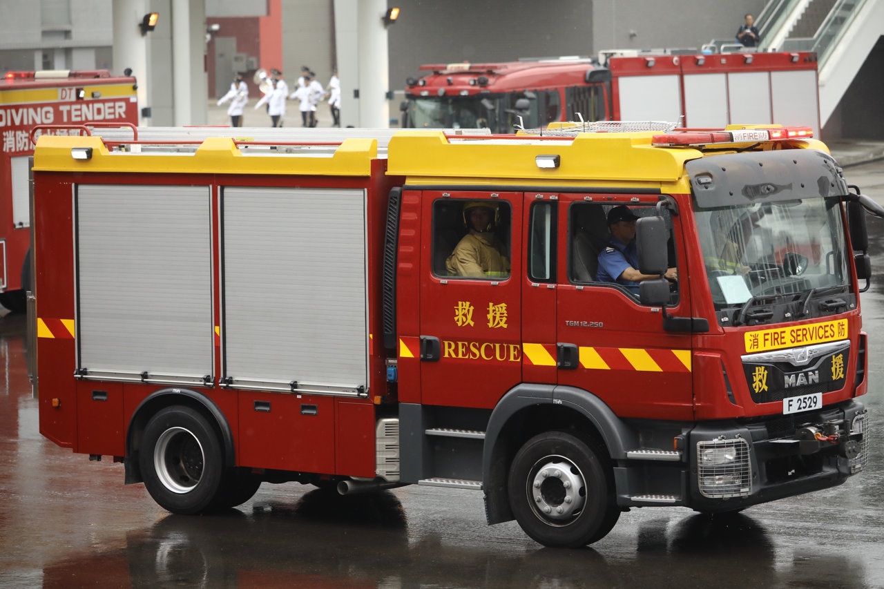 消防處150周年 18消防車齊亮相高鐵火警專用軌路兩用車登場