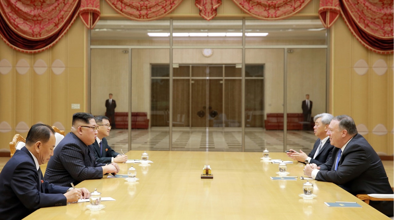 蓬佩奧旋風式訪問朝鮮,與金正恩會面90分鐘。(VCG) 蓬佩奧旋風式訪問朝鮮,與金正恩會面90分鐘。(VCG)