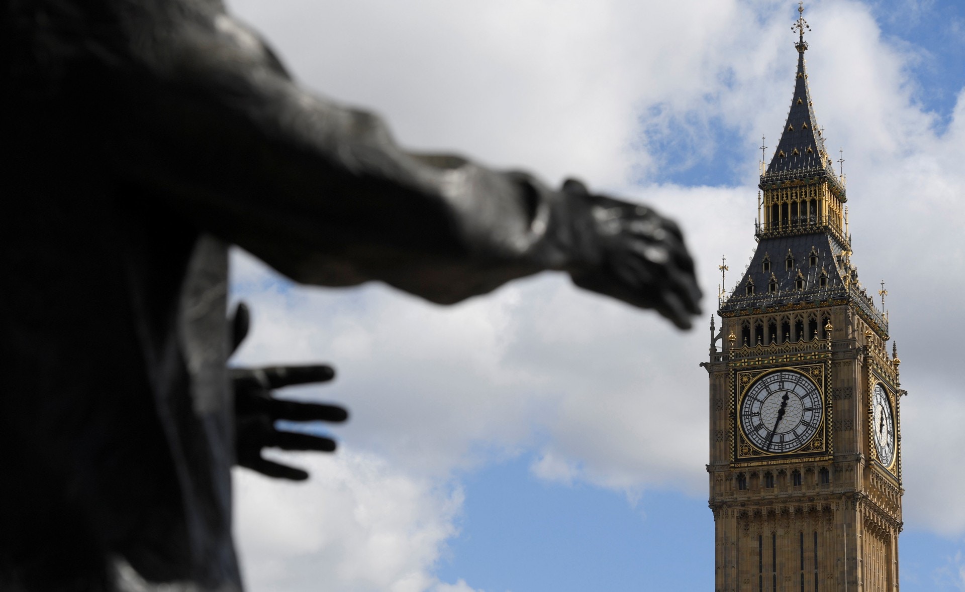 英國財政大臣反駁工業聯盟　稱不認為必須留在關稅聯盟