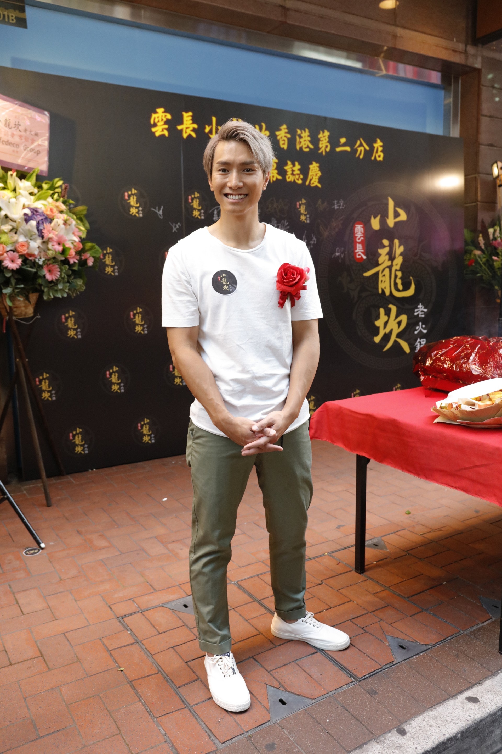 火鍋店座落尖沙咀中心地帶,相信陳柏宇趙勁皓都投資咗唔少。(林迅景攝) 火鍋店座落尖沙咀中心地帶,相信陳柏宇趙勁皓都投資咗唔少。(林迅景攝)