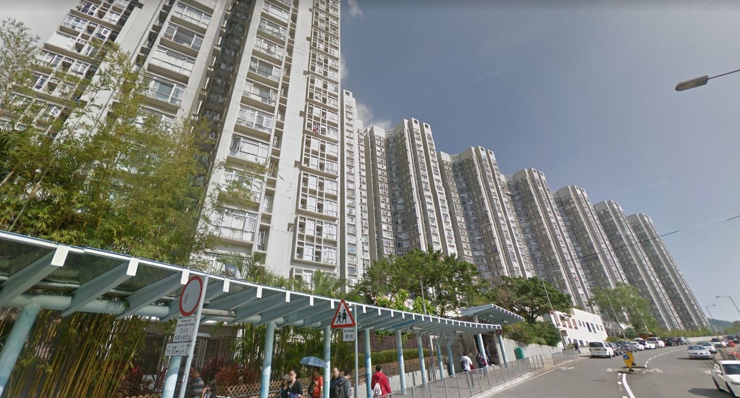 一名患者居住藍田匯景花園1座，大廈於本月17日曾進行強制檢測，從中找出相關患者。