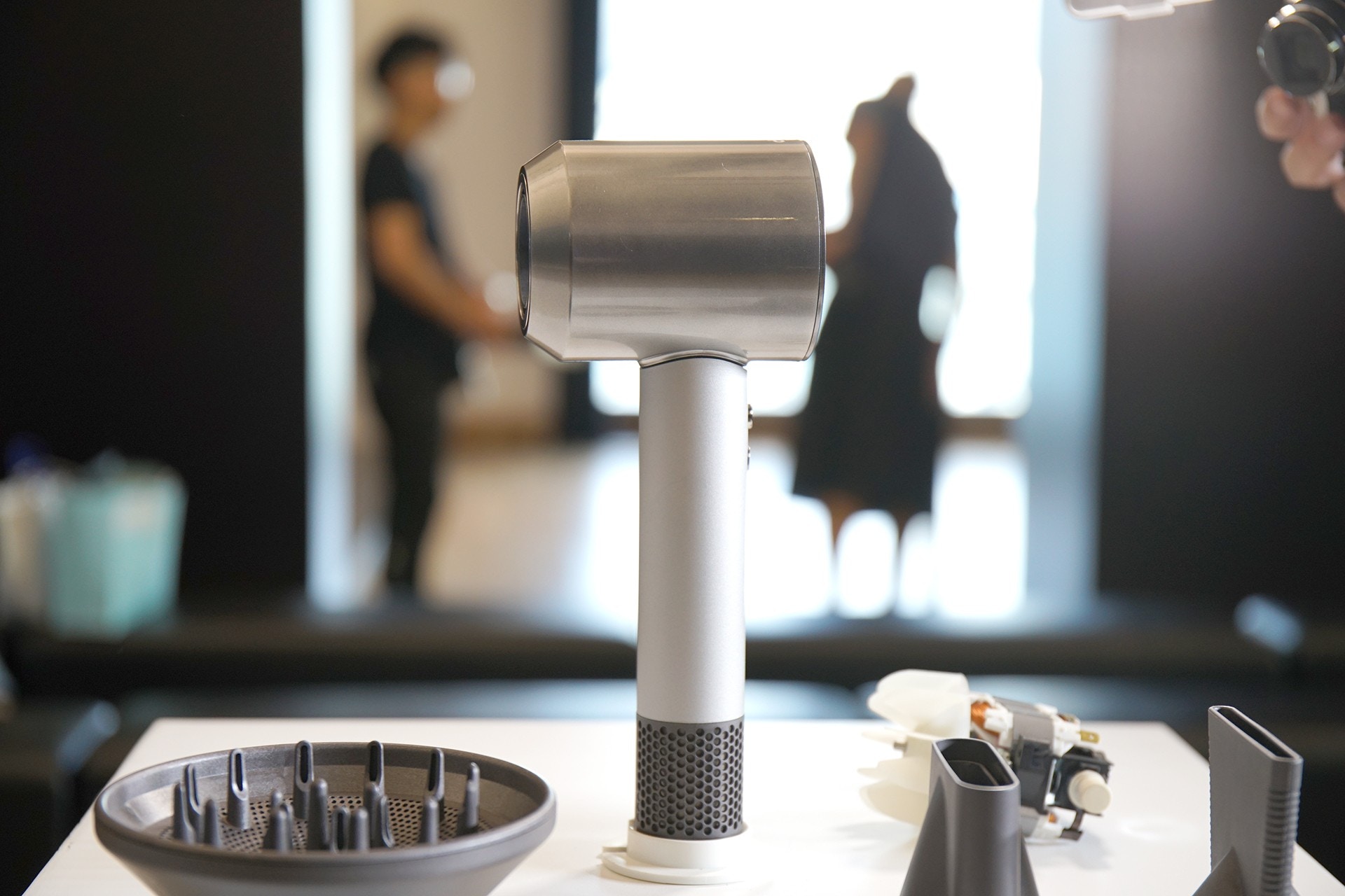 新一代Dyson Supersonic 風筒專業版