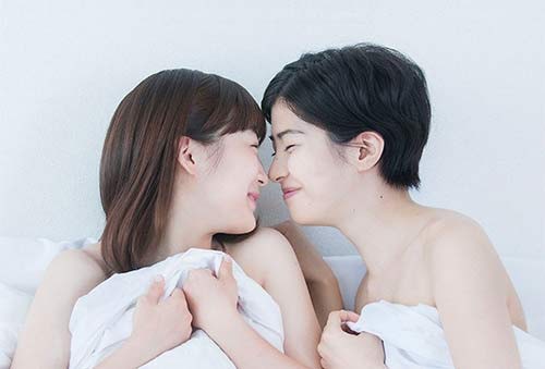 日本首部女同志劇 百合戀人 港首播首集即見女女壁咚錫錫 香港01 即時娛樂