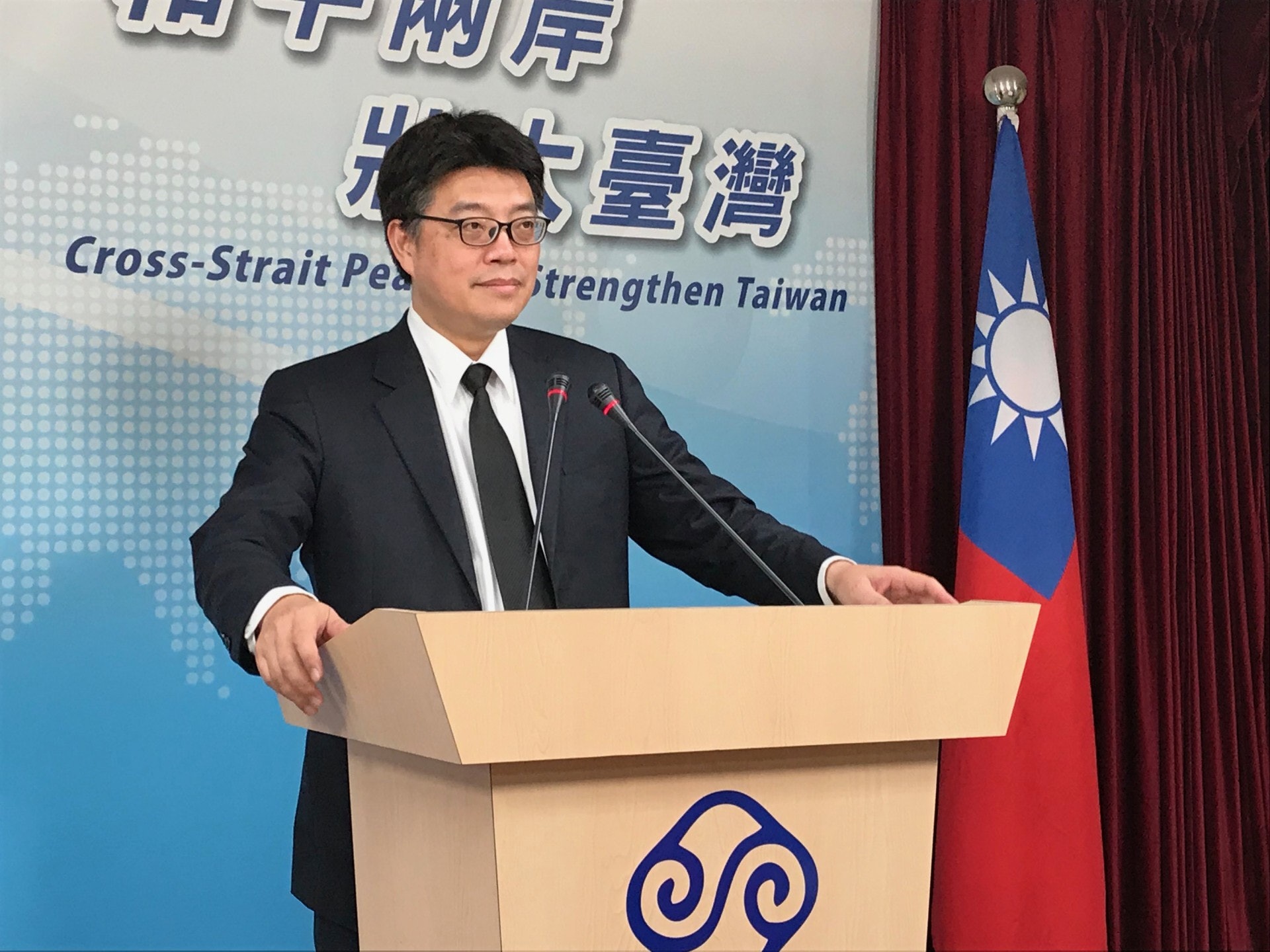 台灣陸委會副主委兼發言人邱垂正今天(6月7日)表示,近5年來赴陸就讀大專院校的台灣學生,每年平均約2,000多人。(中央社) 台灣陸委會副主委兼發言人邱垂正今天(6月7日)表示,近5年來赴陸就讀大專院校的台灣學生,每年平均約2,000多人。(中央社)