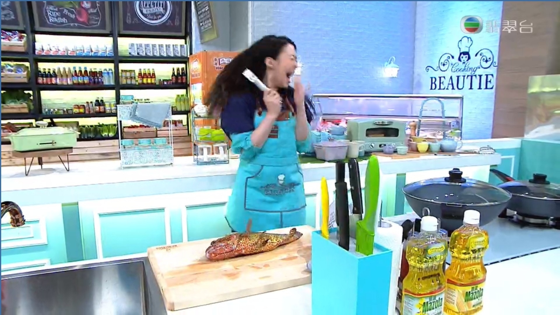 《美女廚房》第2集(電視截圖) 《美女廚房》第2集(電視截圖)