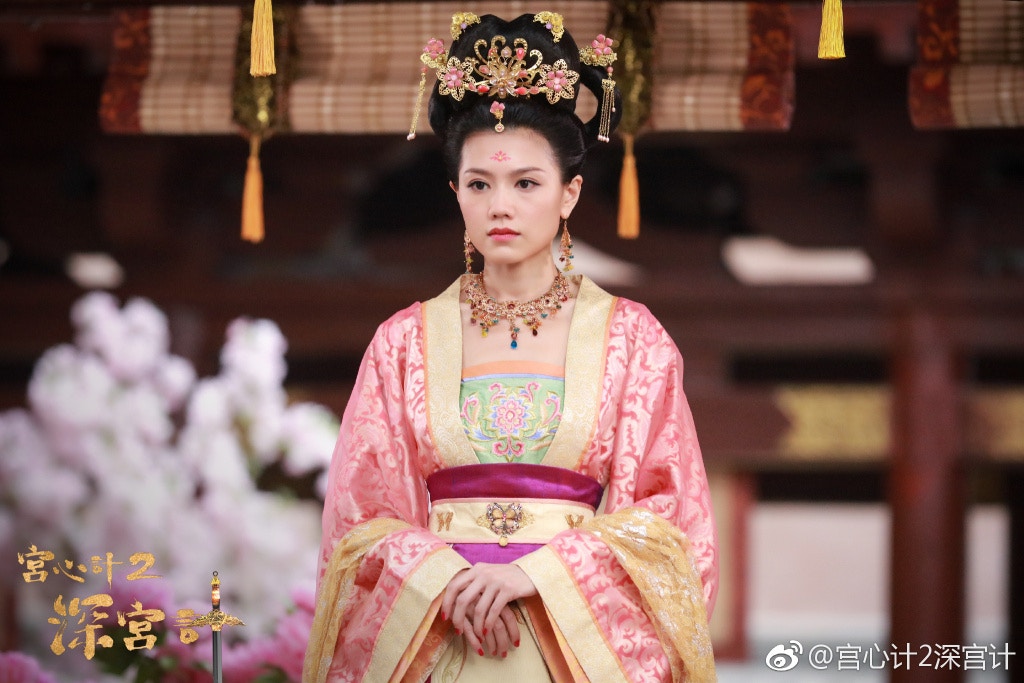 周秀娜終於一嘗拍古網宮鬥劇的感覺。（網上圖片）