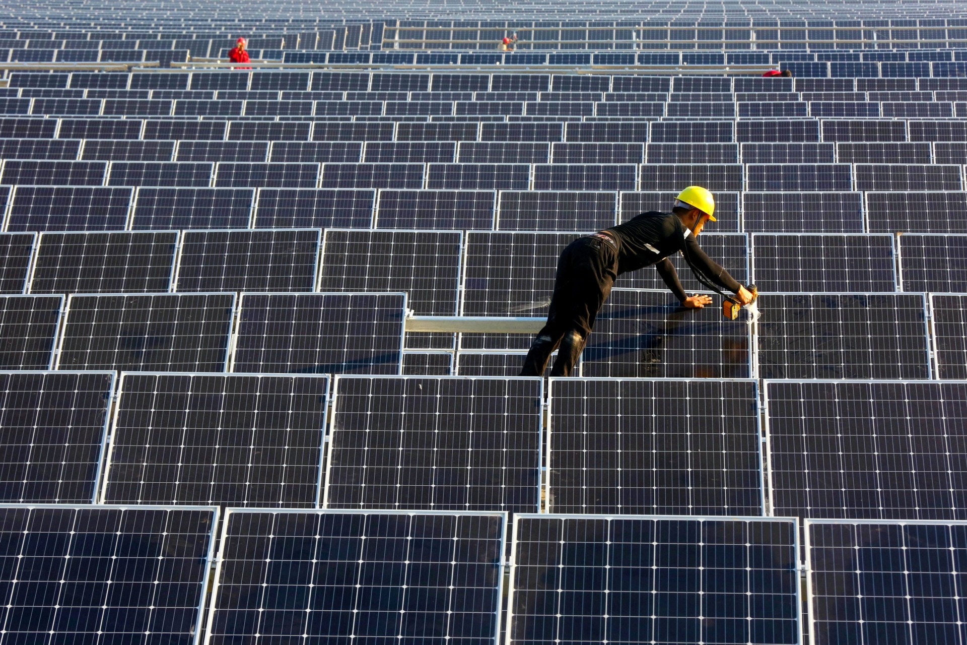 歐盟研究是否延長中國太陽能發電板「雙反」措施