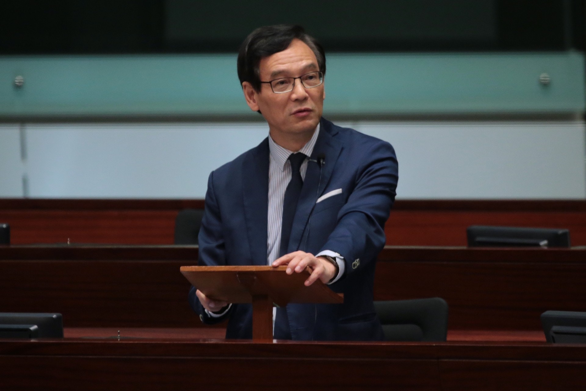 【元朗天價橋】撥款或觸礁　謝偉銓有望「夠票」推倒政府方案　　