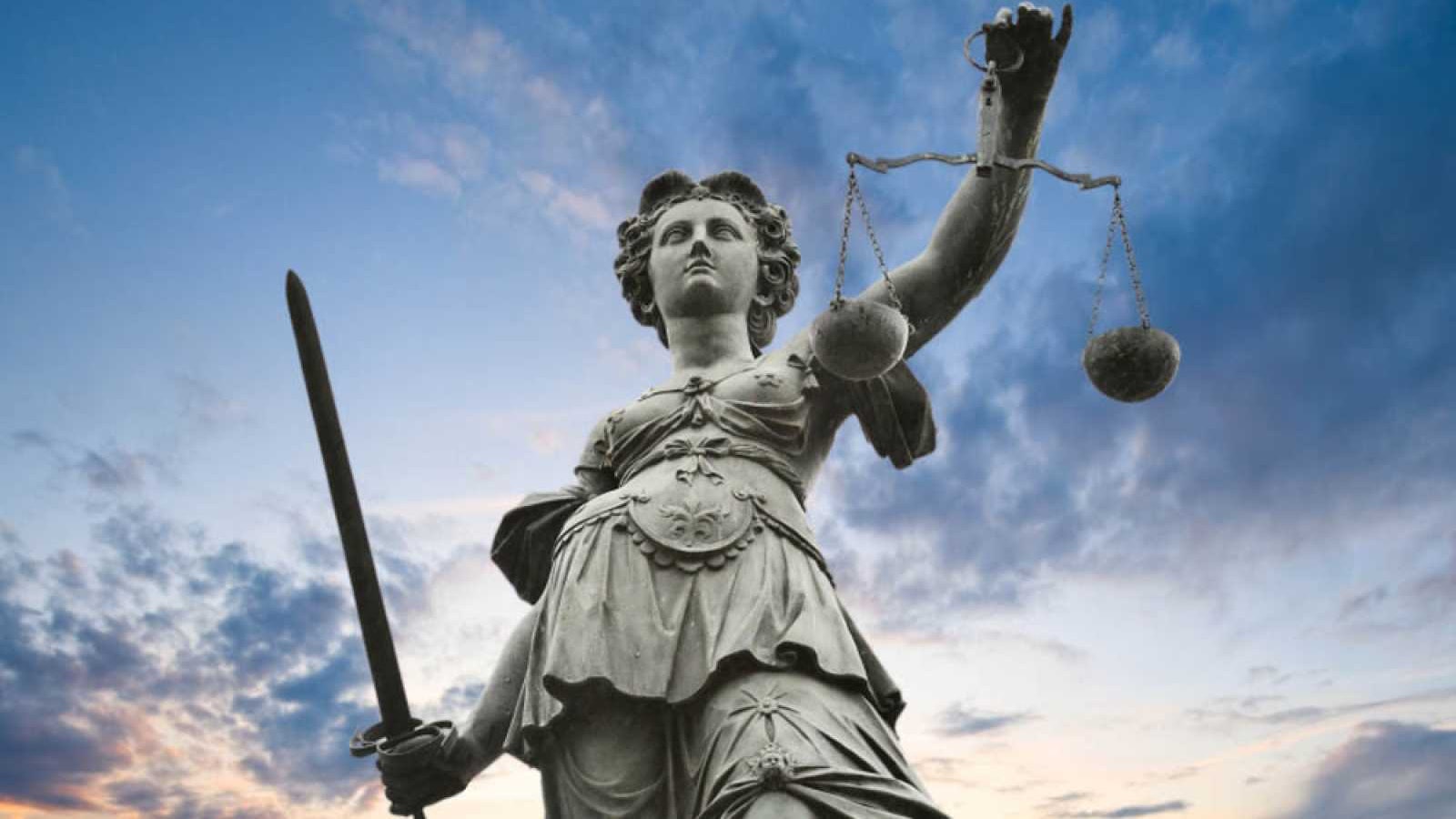 衞生署女牙醫涉為讓弟享免費牙醫福利而認弟作夫 案件押後審 衞生署女牙醫涉為讓弟享免費牙醫福利而認弟作夫 案件押後審