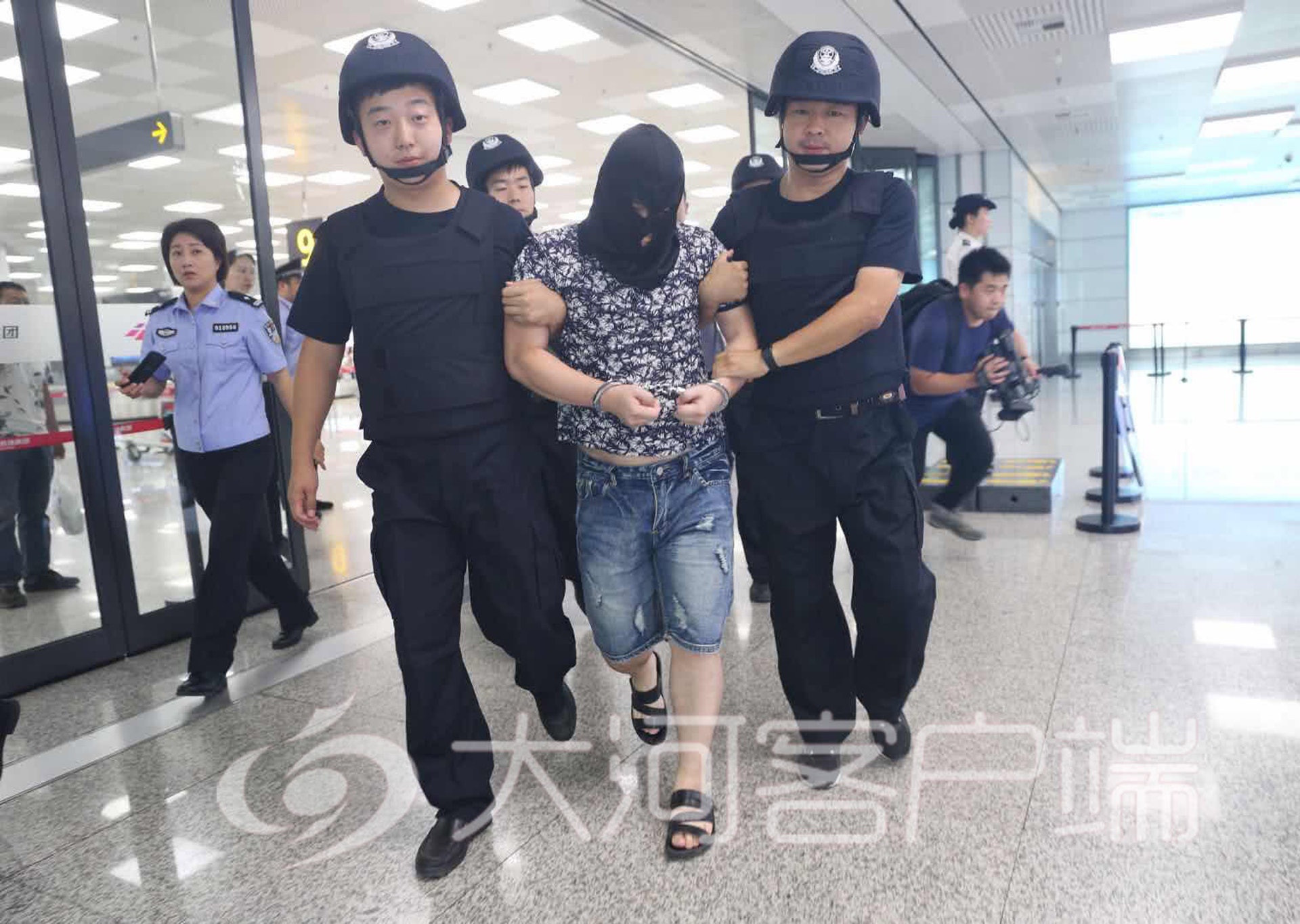 河南警方將鄭某逮捕歸案。(大河網) 河南警方將鄭某逮捕歸案。(大河網)