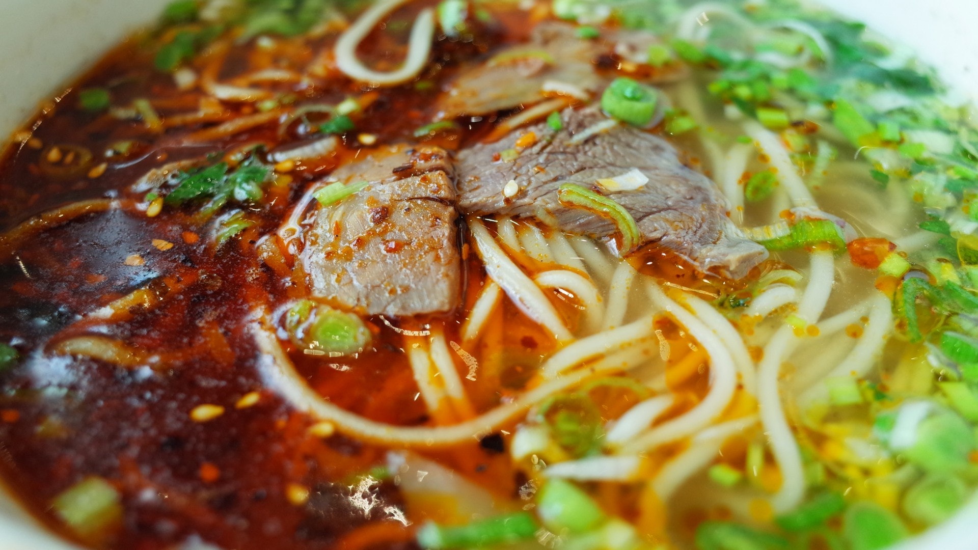 蘭州業界為「蘭州牛肉拉麵」定行規 原湯和水比例不得大於1比2 蘭州業界為「蘭州牛肉拉麵」定行規 原湯和水比例不得大於1比2