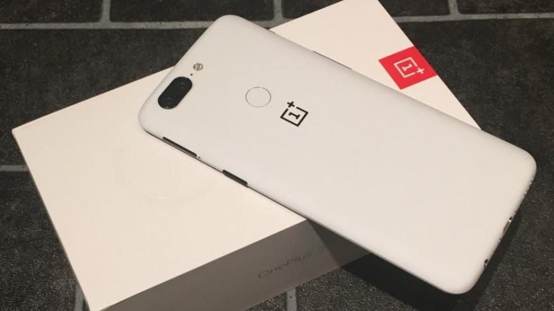 OnePlus6更新Oxygen OS出事 手機變得異常耗電使用時間減半? OnePlus6更新Oxygen OS出事 手機變得異常耗電使用時間減半?