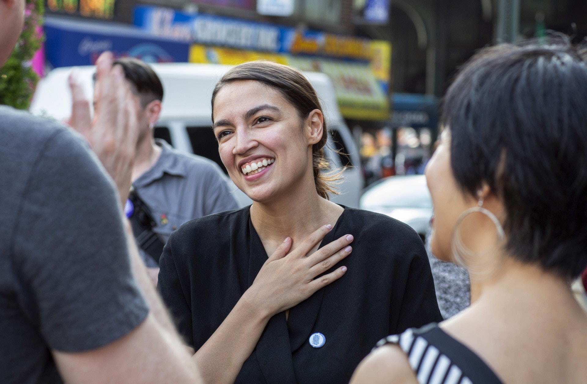 奧卡西奧科爾特斯所屬選區中,少數族裔佔大多數。她亦批評對手從不了解真正的民間疾苦。(美聯社) 奧卡西奧科爾特斯所屬選區中,少數族裔佔大多數。她亦批評對手從不了解真正的民間疾苦。(美聯社)