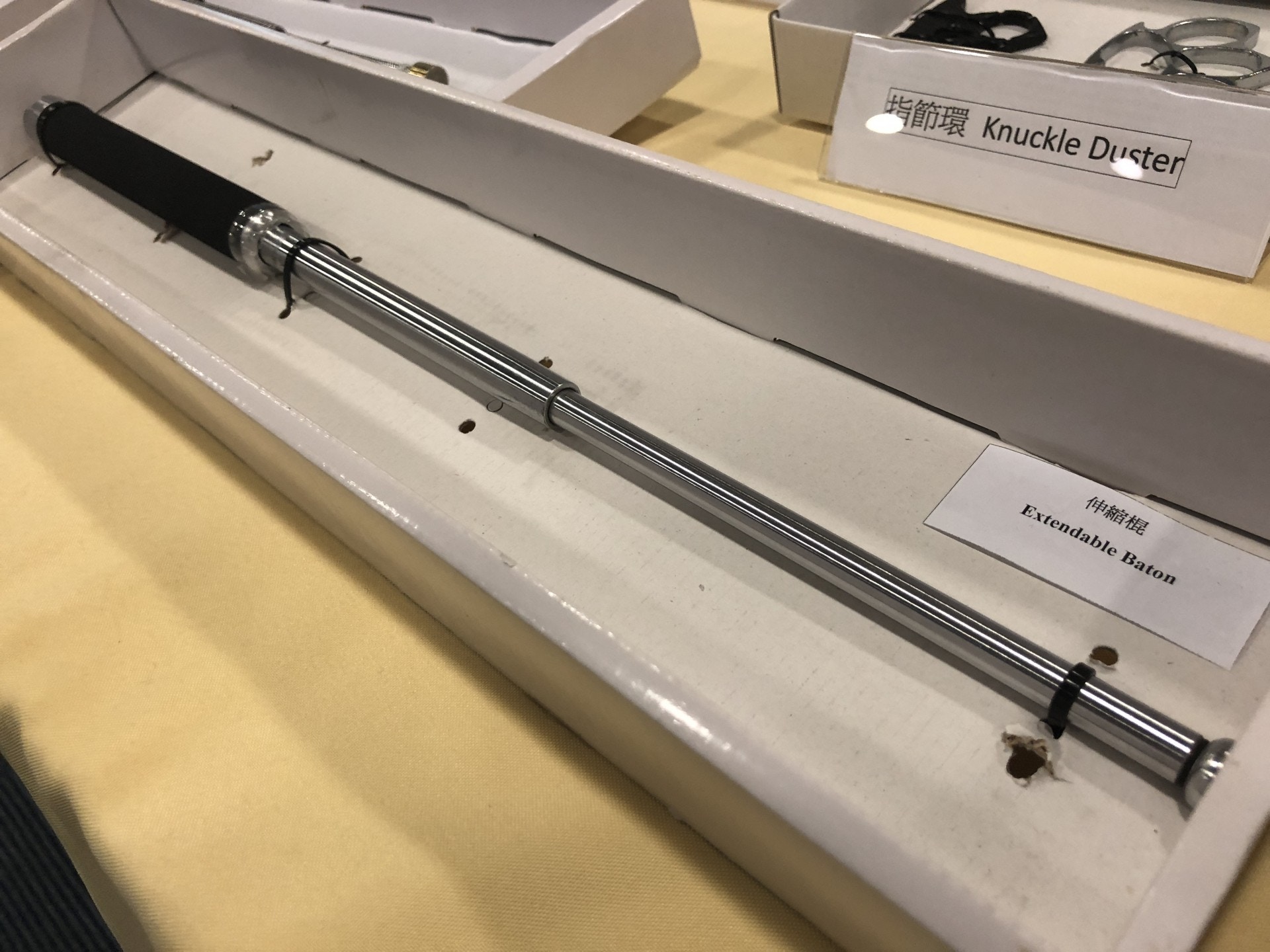 攜防身工具來港恐違法警方盤點六大武器 防狼器 電槍 還有