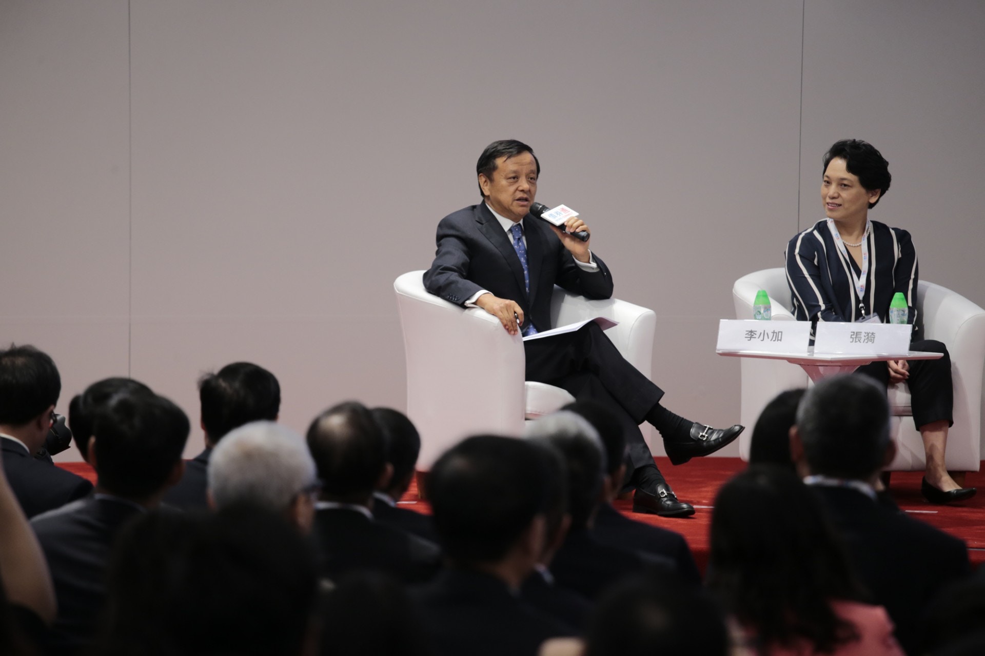 小米招股遇冷　李小加：本港連接全球資金　不愁錢