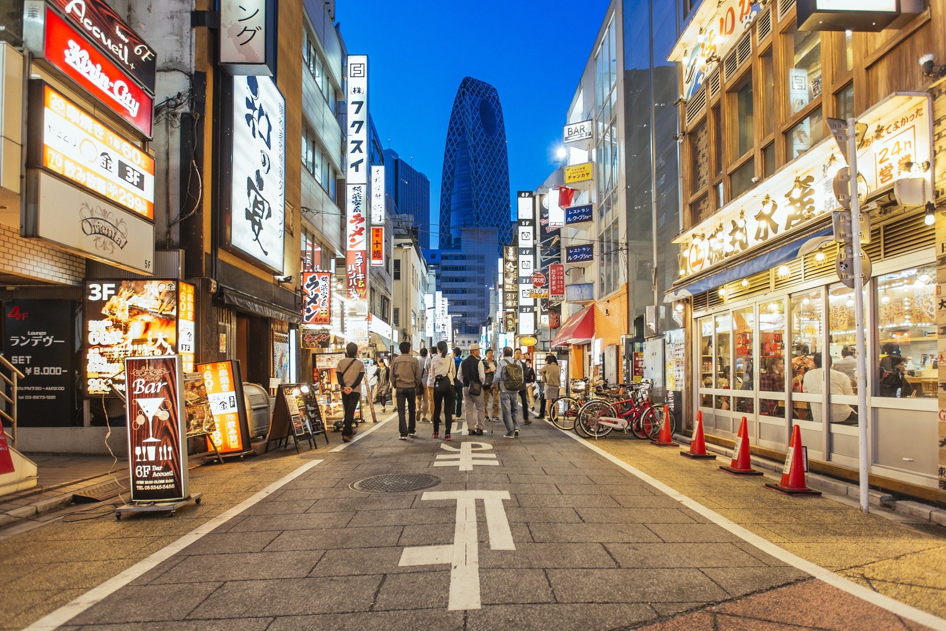 日本街上沒垃圾桶，不論旅遊區商業區或是景點都沒有垃圾桶，相信不少第一次往日本旅行的人都會嚇一跳。（視覺中國）