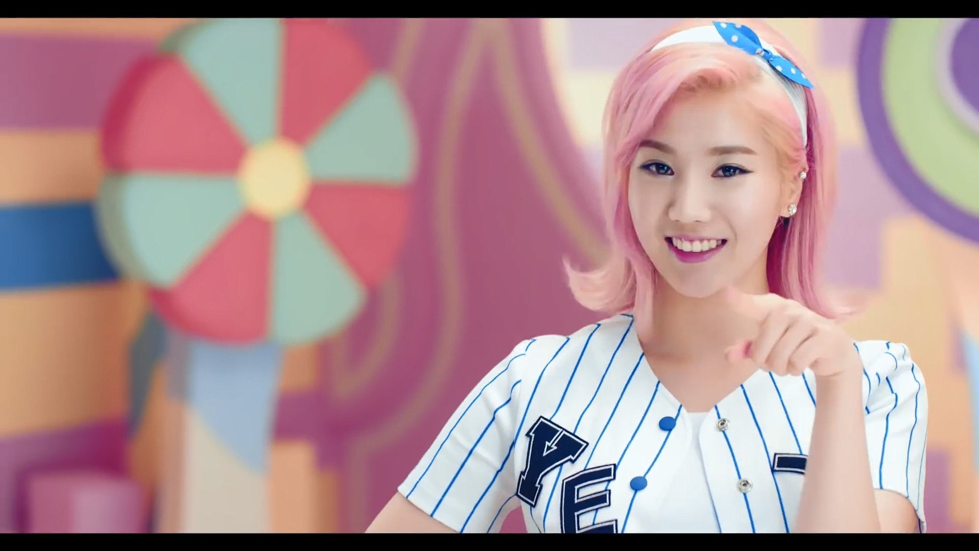 ãæ¬æ©è²ãçåçæå°çµæ