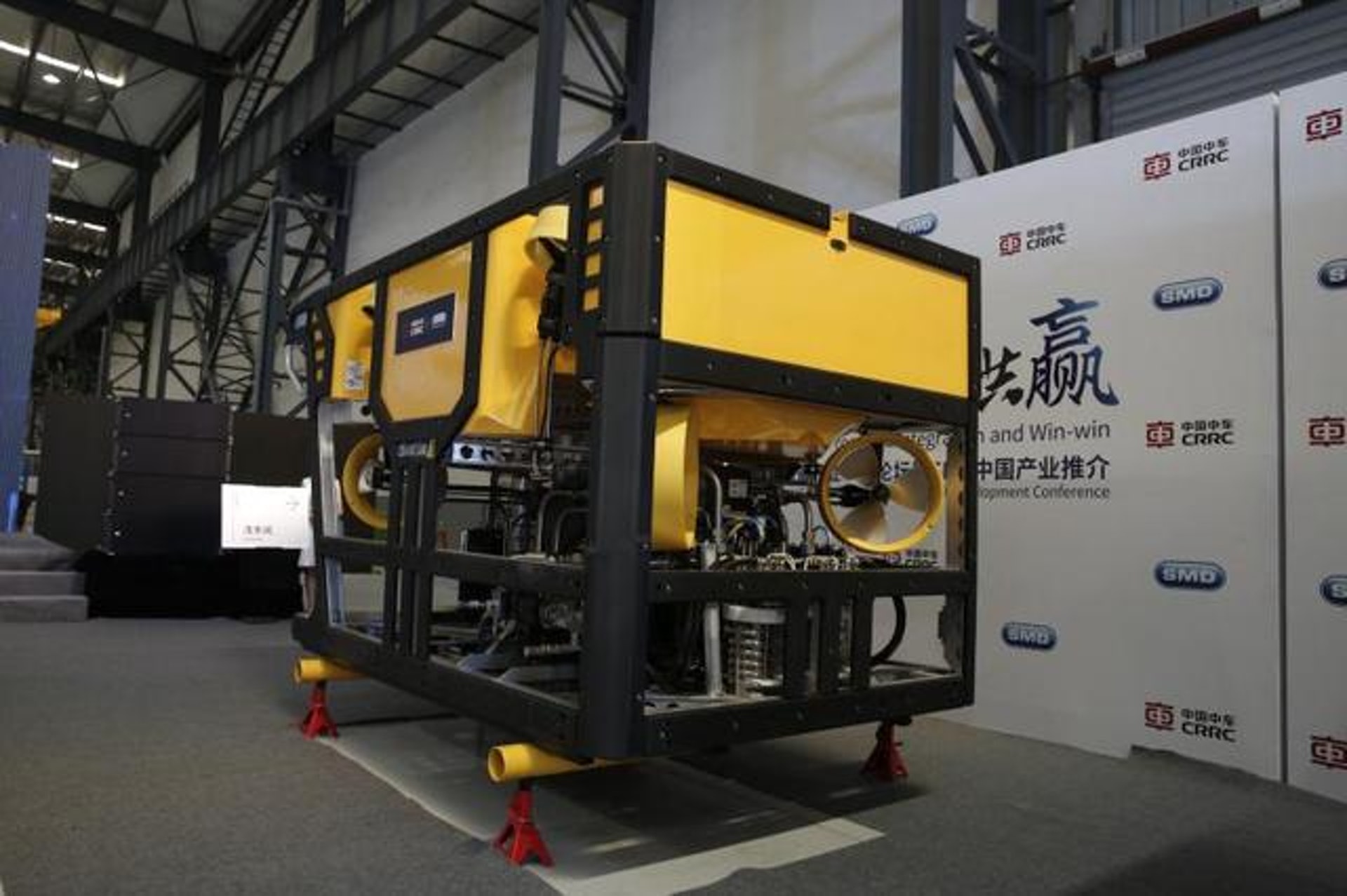 中國中車生産的全球最大馬力無人遙控潛水器(ROV)近日在上海正式量產。(網絡圖片) 中國中車生産的全球最大馬力無人遙控潛水器(ROV)近日在上海正式量產。(網絡圖片)