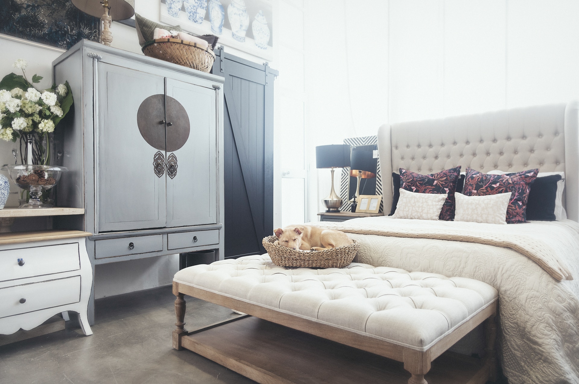 終於能放鬆地睡一覺 (Tatiana Yankovskaya) 終於能放鬆地睡一覺 (Tatiana Yankovskaya)