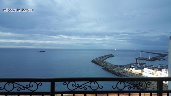 【韓國.濟州島】邊沖涼邊看無敵海景 酒店樓下就係嘉年華遊樂場 【韓國.濟州島】邊沖涼邊看無敵海景 酒店樓下就係嘉年華遊樂場