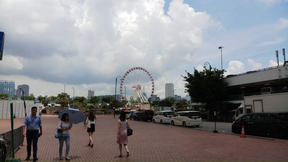 受高空反氣旋影響，天文台預料未來一、兩日仍然酷熱。（黃偉超攝）