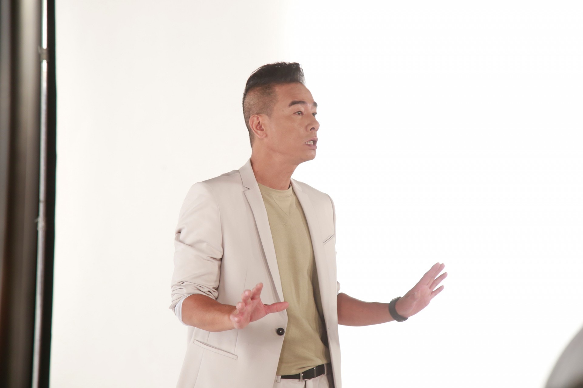 小春之前拍攝《爸爸去那兒》去到青藏海拔高原拍攝，佢直言最辛苦係佢，因為又要照顧埋Jasper。（梁碧玲攝）