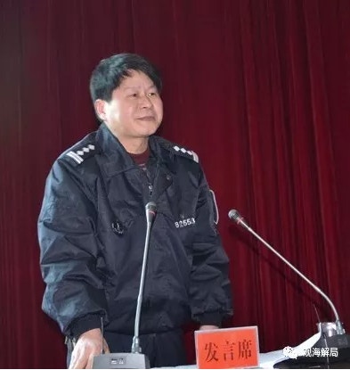 梁源路曾經在1999年被評為全國優秀人民警察。（網絡圖片）
