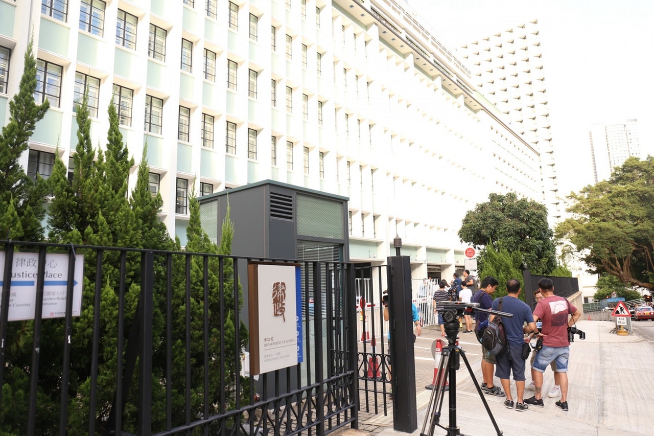 律政司暫緩對「不誠實使用電腦罪」案件的起訴。(資料圖片) 律政司暫緩對「不誠實使用電腦罪」案件的起訴。(資料圖片)