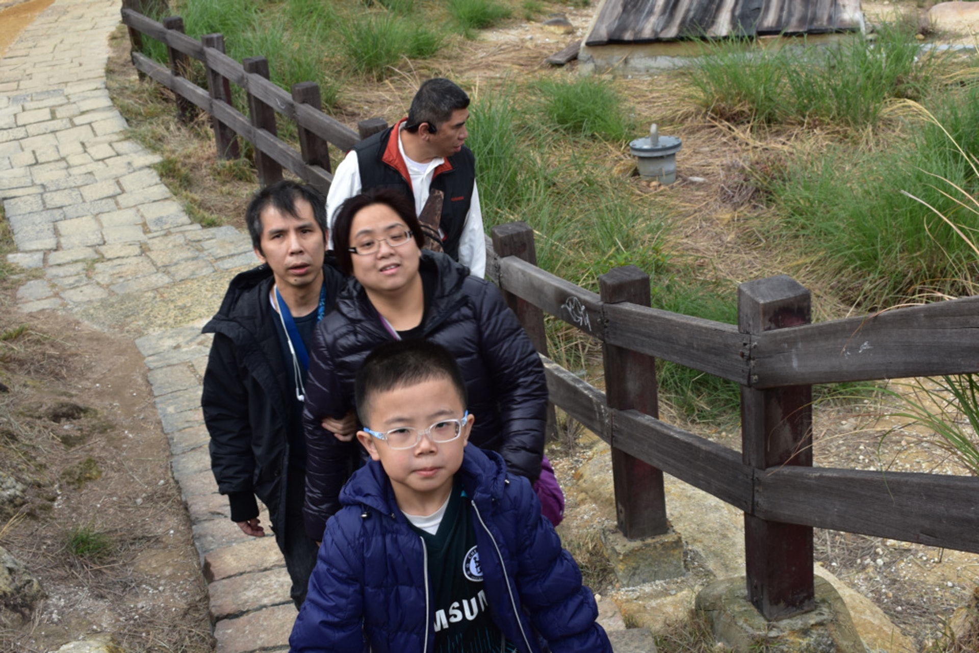 Ronna一家四口都有眼疾,但每次去旅行都玩得很開心,她說,希望兒子可以像普通人一樣感受世界。(受訪者提供) Ronna一家四口都有眼疾,但每次去旅行都玩得很開心,她說,希望兒子可以像普通人一樣感受世界。(受訪者提供)