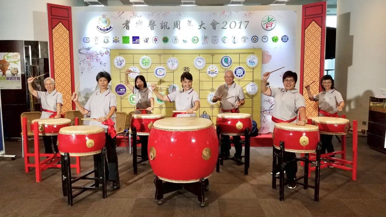 【香港01社區伙伴】跳出框框 銀齡族活出「第三人生」 【香港01社區伙伴】跳出框框 銀齡族活出「第三人生」