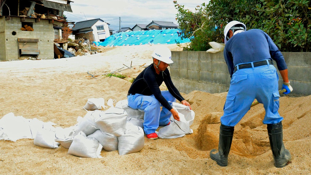颱風「西馬侖」直吹日本 60多個飛機航班取消 颱風「西馬侖」直吹日本 60多個飛機航班取消