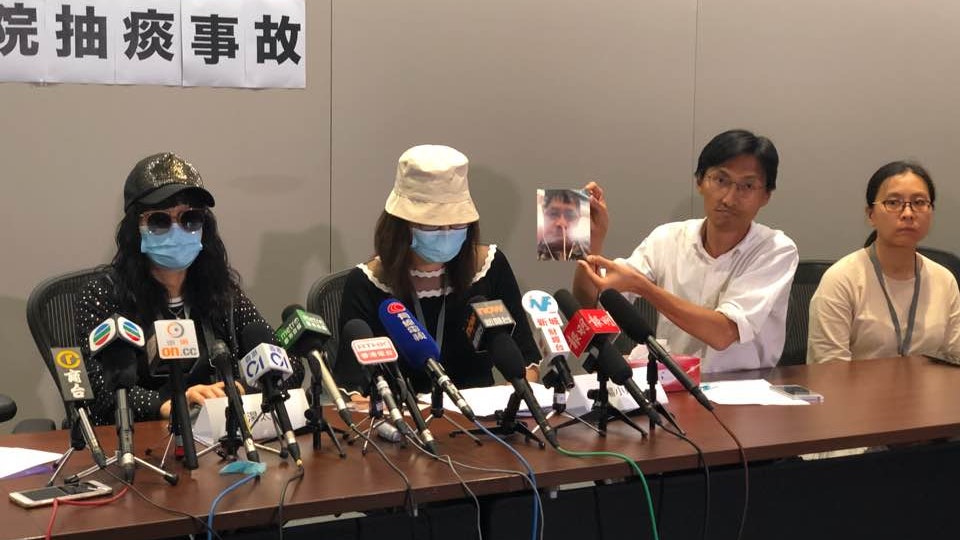 屯門醫院學護抽痰後老翁亡 家屬指抽30次痰僅得一次有護士在場 屯門醫院學護抽痰後老翁亡 家屬指抽30次痰僅得一次有護士在場