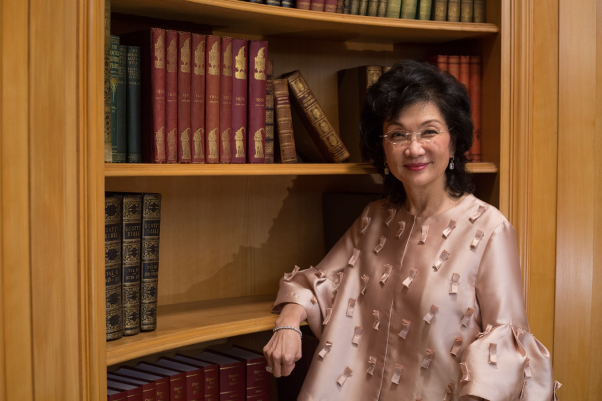 施熙德表示,對上市公司的合法、合規要求愈來愈繁重,成行「僧多粥少」,好難請人。﹙張浩維攝﹚ 施熙德表示,對上市公司的合法、合規要求愈來愈繁重,成行「僧多粥少」,好難請人。﹙張浩維攝﹚