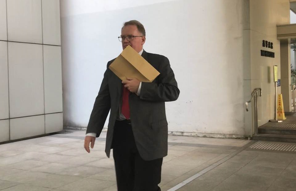 許金山的上司Gavin Matthew Joynt 指許的實驗並無應用在人類的價值。（林樂兒攝）