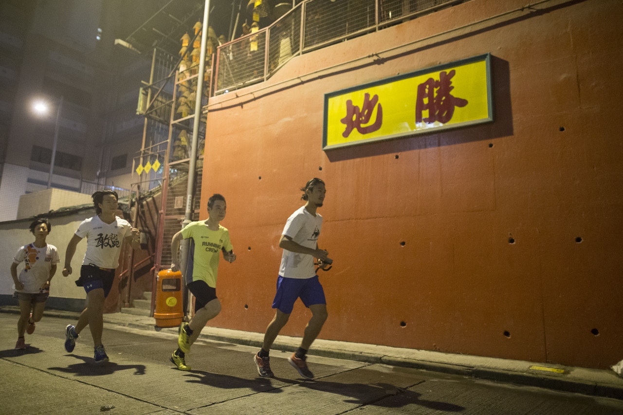 參加者會經過廣福義祠，又名百姓廟，於咸豐六年（1856）建成，初期是供奉來港謀生卻客死異鄉的人，後來鼠疫肆虐時收容患病華人，很多人在此死去。（羅君豪攝）