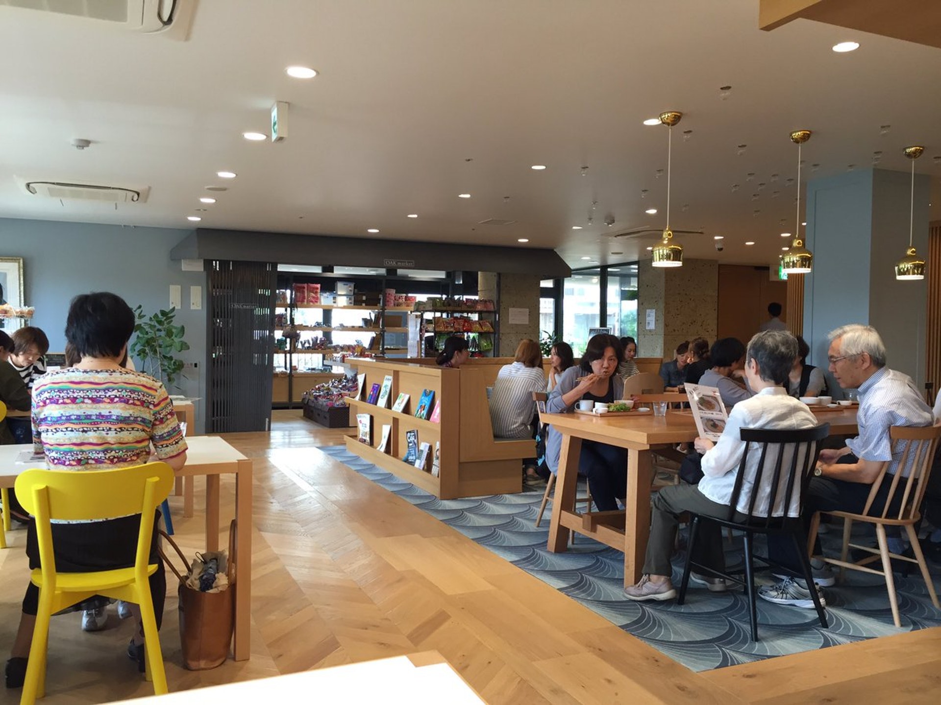 OAK CAFÉ成為了院舍住客、家屬、職員、街坊的「交流空間」。(圖片來源:fukushi_uragi Twitter)