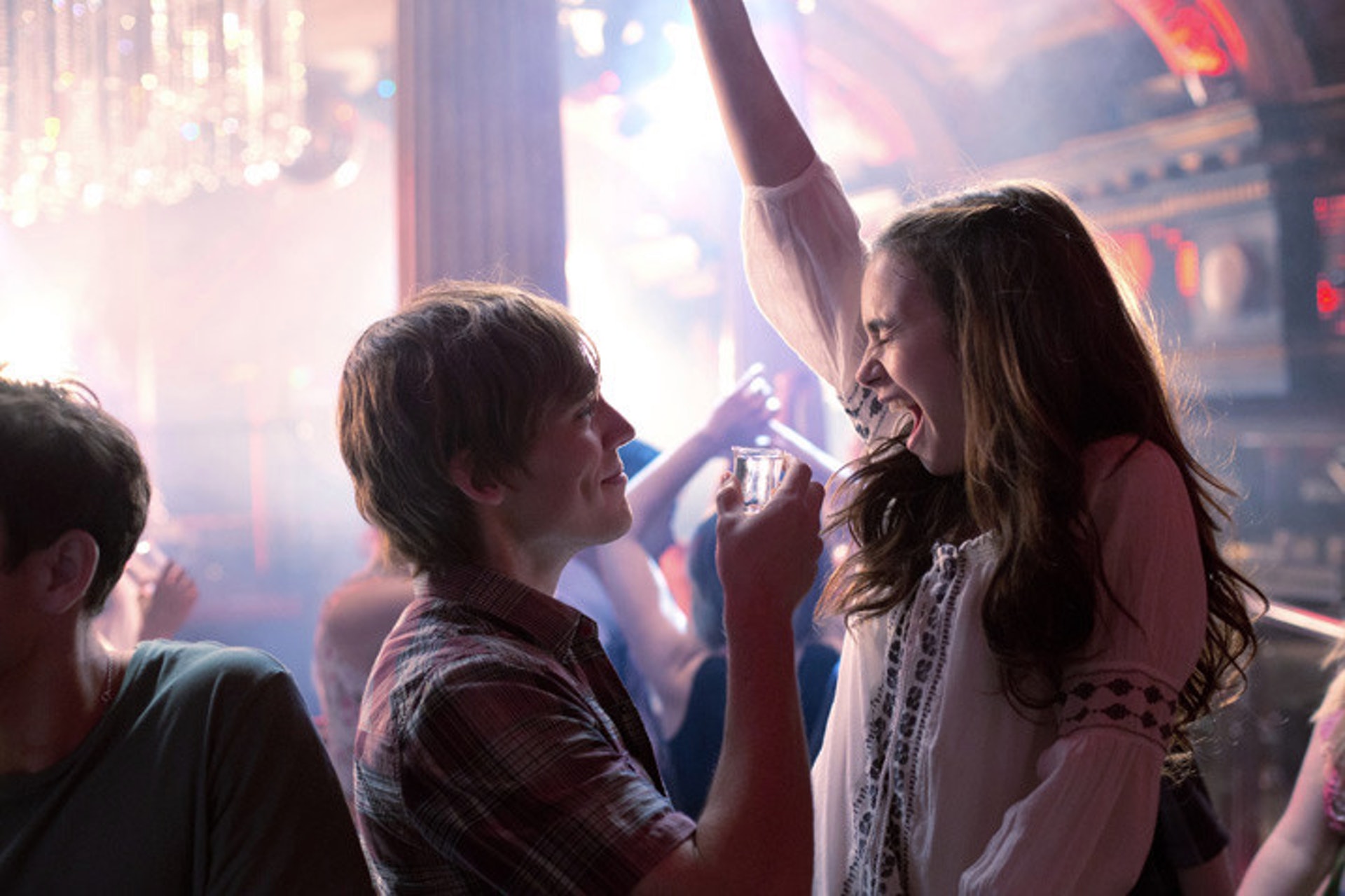 時時提醒,明天的擔憂明天擔當(《Love, Rosie》劇照) 時時提醒,明天的擔憂明天擔當(《Love, Rosie》劇照)