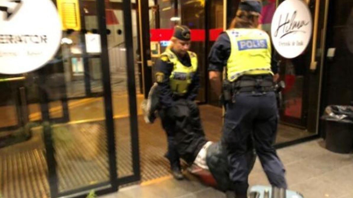 華客遭瑞典警察粗暴對待 涉事酒店總部冀還原事件全貌 華客遭瑞典警察粗暴對待 涉事酒店總部冀還原事件全貌