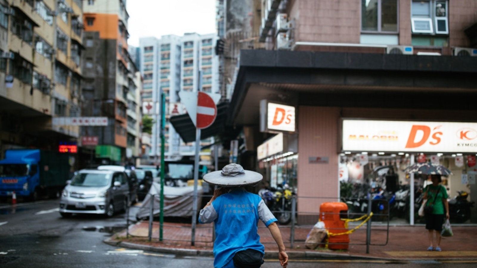 消息指最低工資將提高至37.5元 委員會將於十月向行會提交報告 消息指最低工資將提高至37.5元 委員會將於十月向行會提交報告