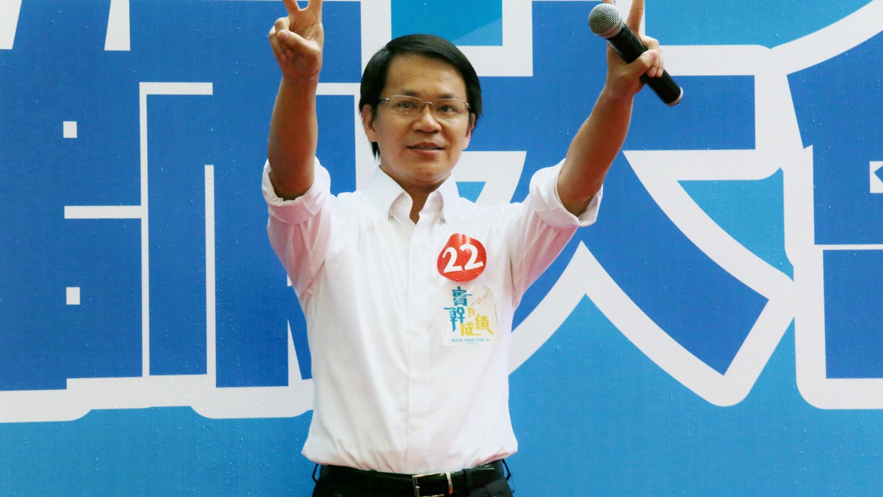 【立會選戰】候選團隊成員捲賣丁醜聞 陳克勤:他自己個別事件 【立會選戰】候選團隊成員捲賣丁醜聞 陳克勤:他自己個別事件