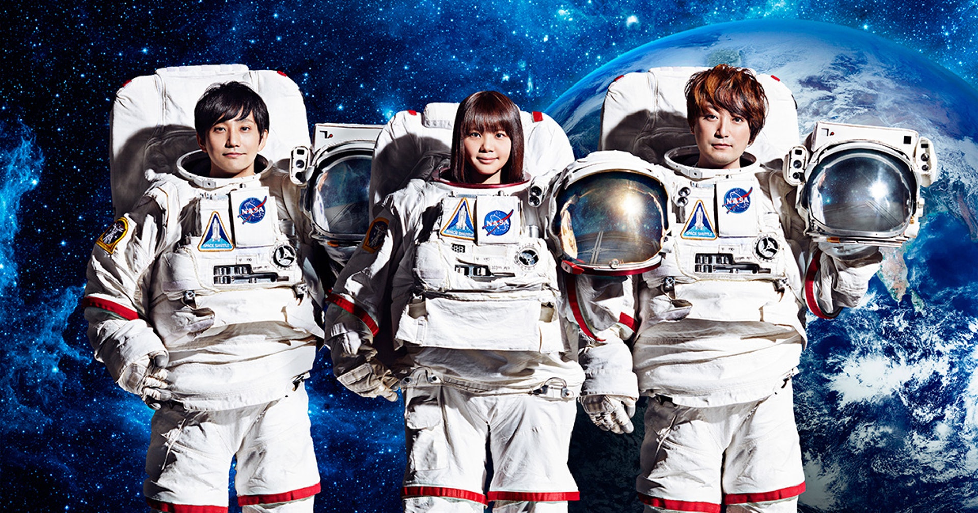 從街頭賣唱到現在開周年演唱會,日本三人組合生物股長從來沒有忘記家鄉,10周年再回到神奈川開演唱會。 從街頭賣唱到現在開周年演唱會,日本三人組合生物股長從來沒有忘記家鄉,10周年再回到神奈川開演唱會。