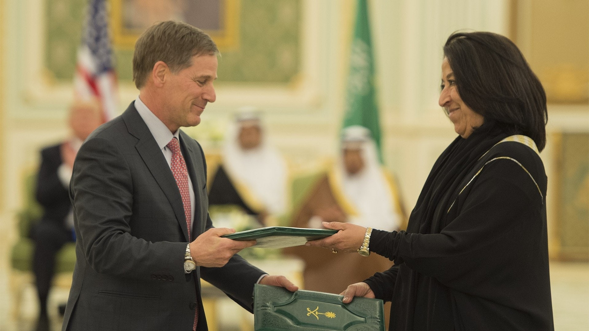 沙特阿拉伯再創歷史首位銀行女董事長