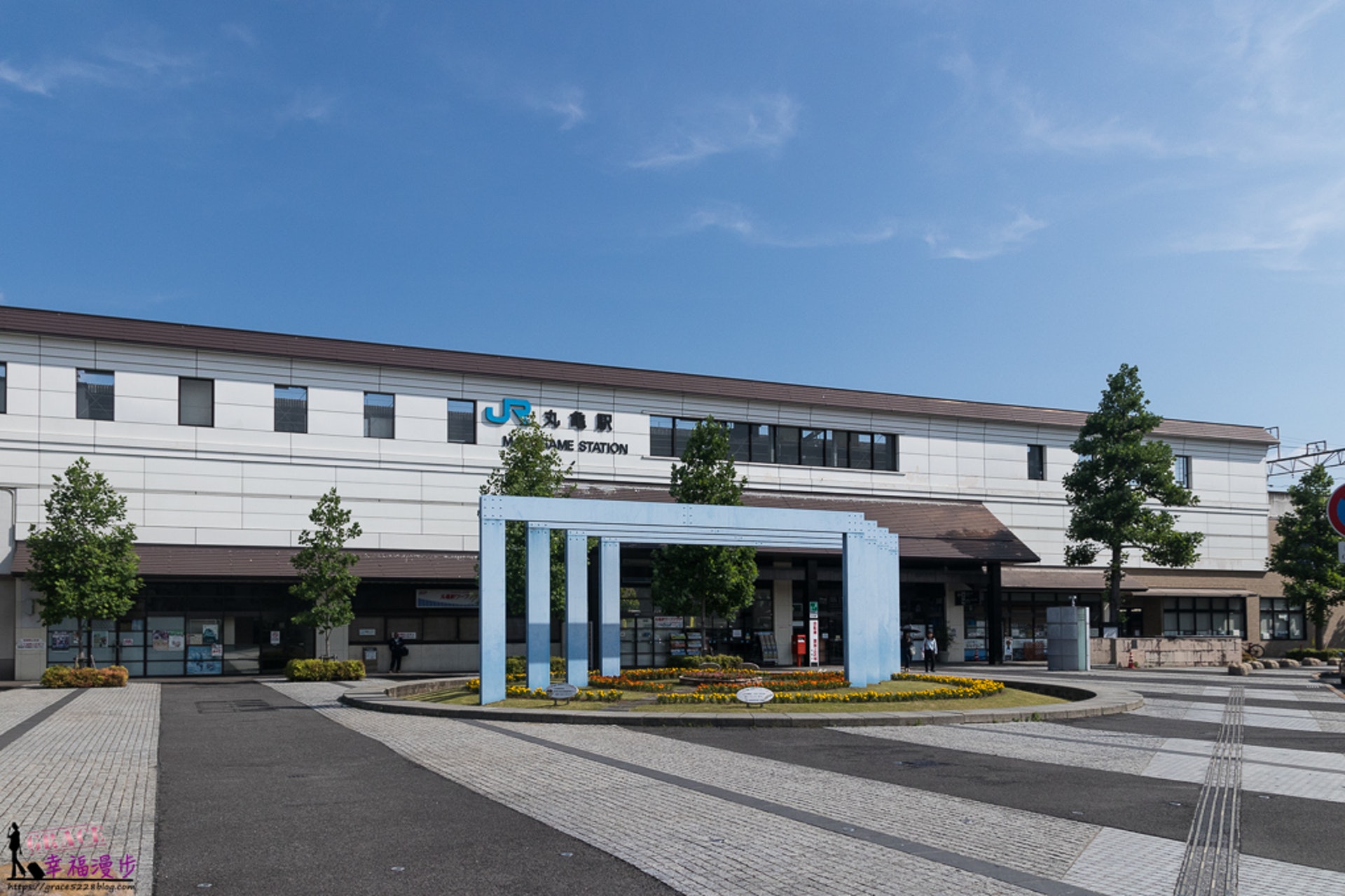 要前往梅津寺駅要先抵達愛媛縣的松山車站(GRACE5228 攝) 要前往梅津寺駅要先抵達愛媛縣的松山車站(GRACE5228 攝)