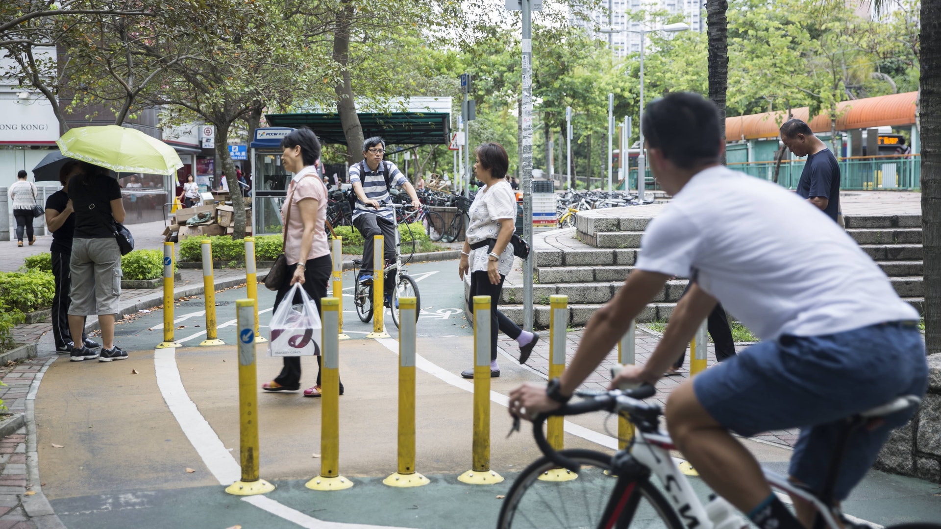 香港特色:毫不友善的單車友善政策 香港特色:毫不友善的單車友善政策