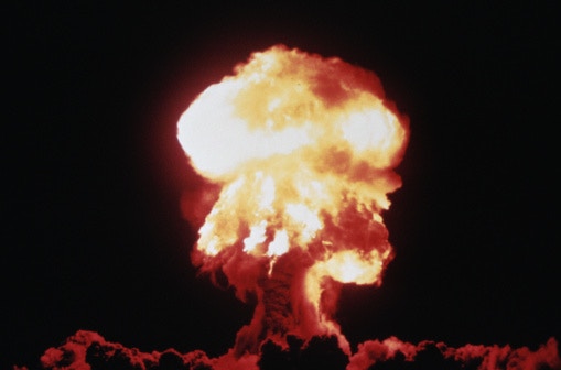 「相互保證毀滅」（Mutual Assured Destruction）:　中國拋售美國國債，利率將會上升，並損害美國，但它同時會嚴重損害中國自己的國債持有，最終大家同歸於盡。（Getty Images）